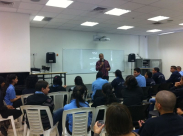 عرض الفيلم الوثائقي "دولفين" بمشاركة المخرج في مدرسة أجيال الثانوية